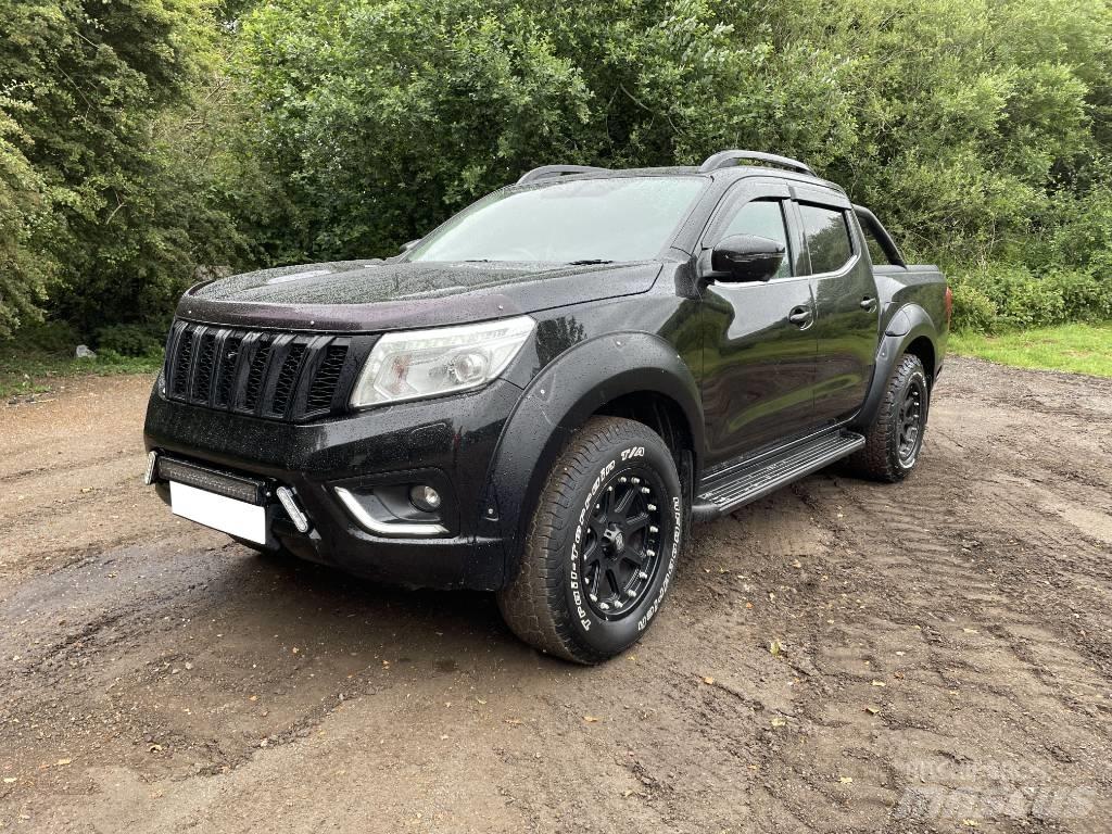 Nissan Navara 皮卡.傳統半斗卡車/側卸板