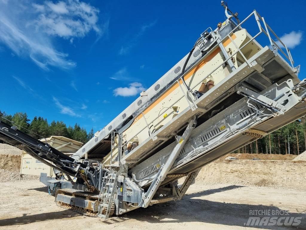 Metso ST 4.8 移動式篩選機
