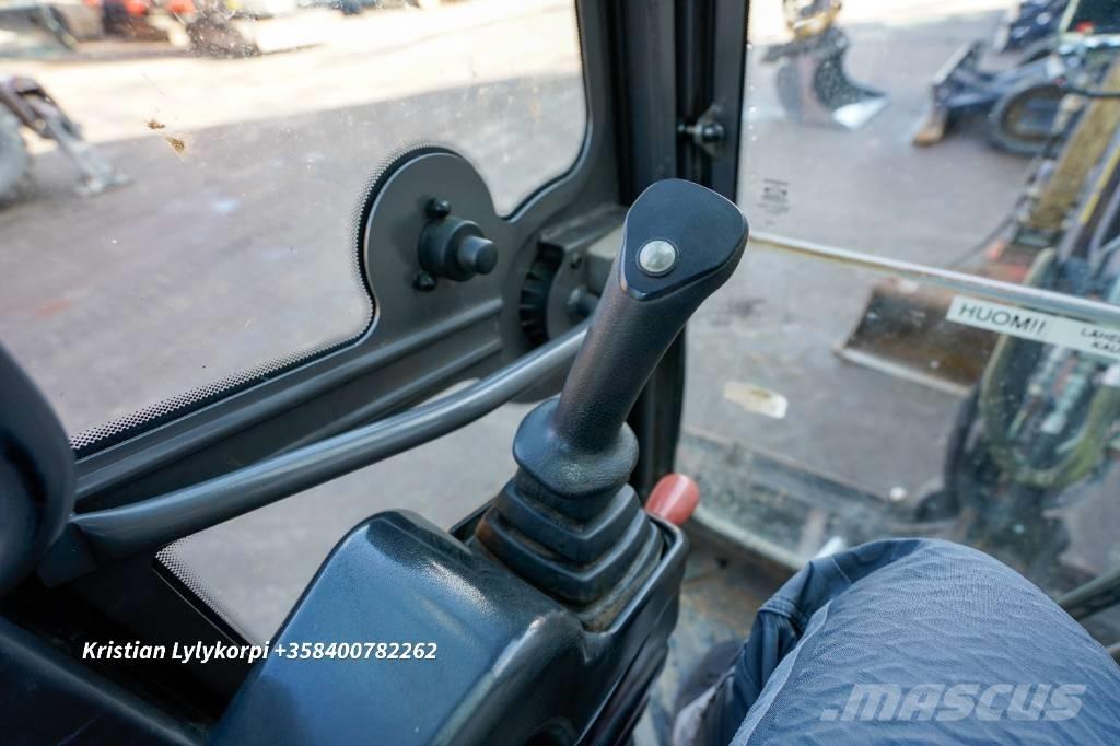 Volvo EC18C 小型挖土機/掘鑿機<7t(小型挖掘機)