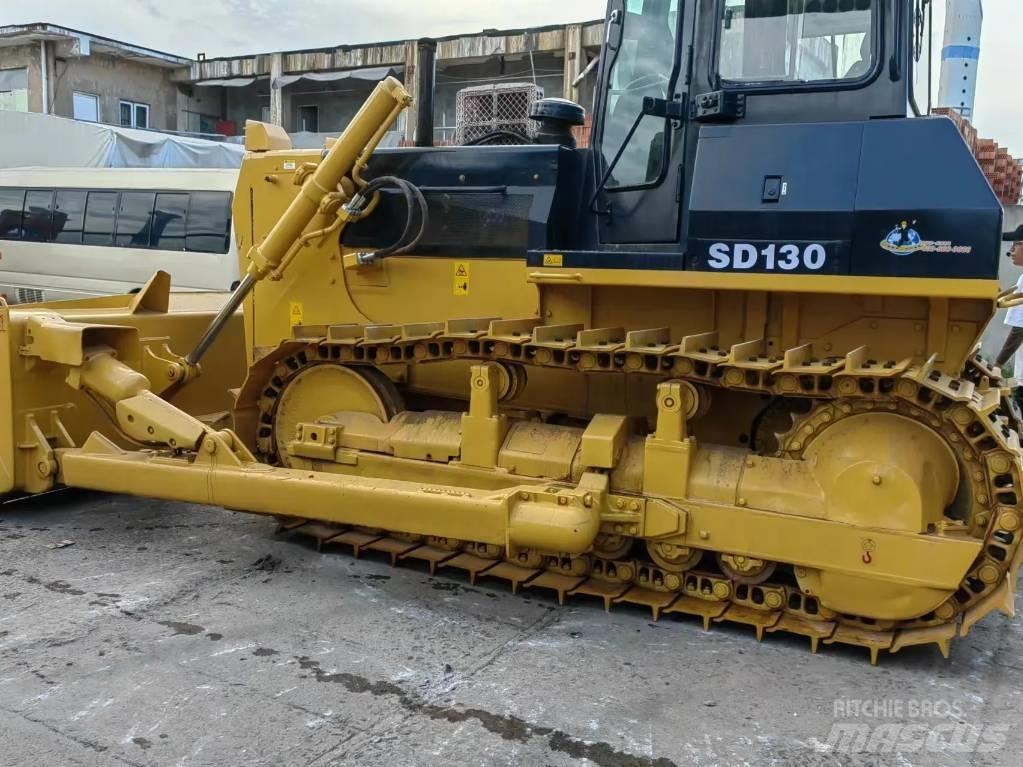 Shantui SD 13 履帶推土機