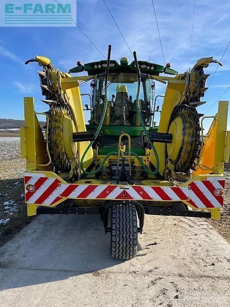 John Deere 8500 自走式飼料採集機