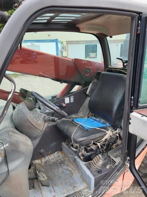 Manitou MT 620 伸縮臂操作車