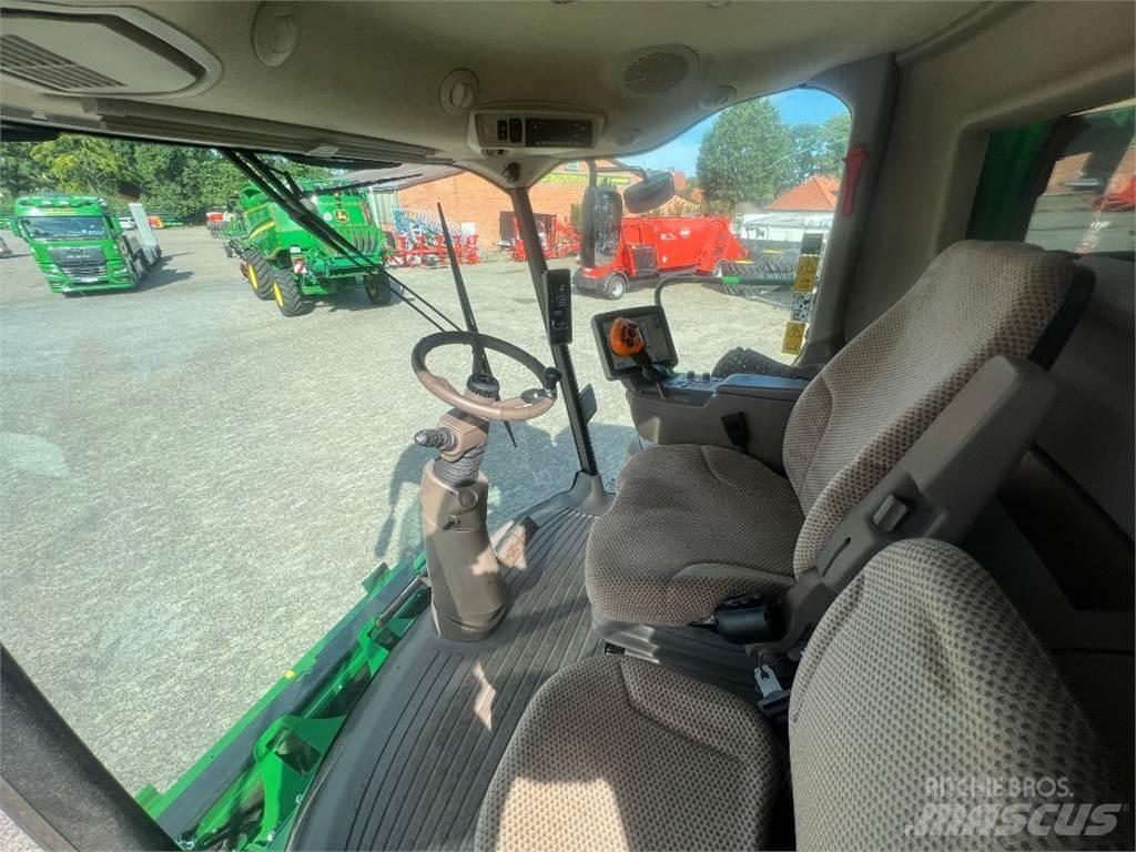 John Deere T560 聯合收穫機