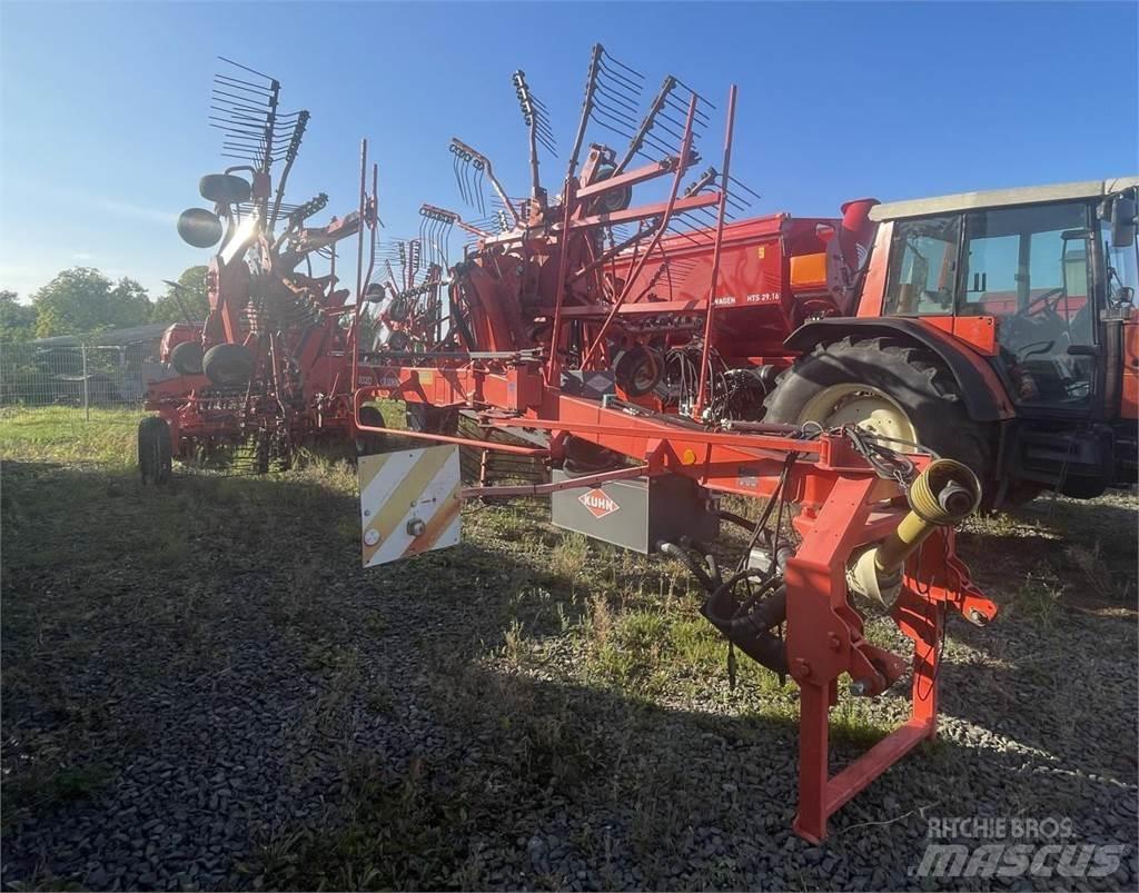 Kuhn GA 8020 堆草機
