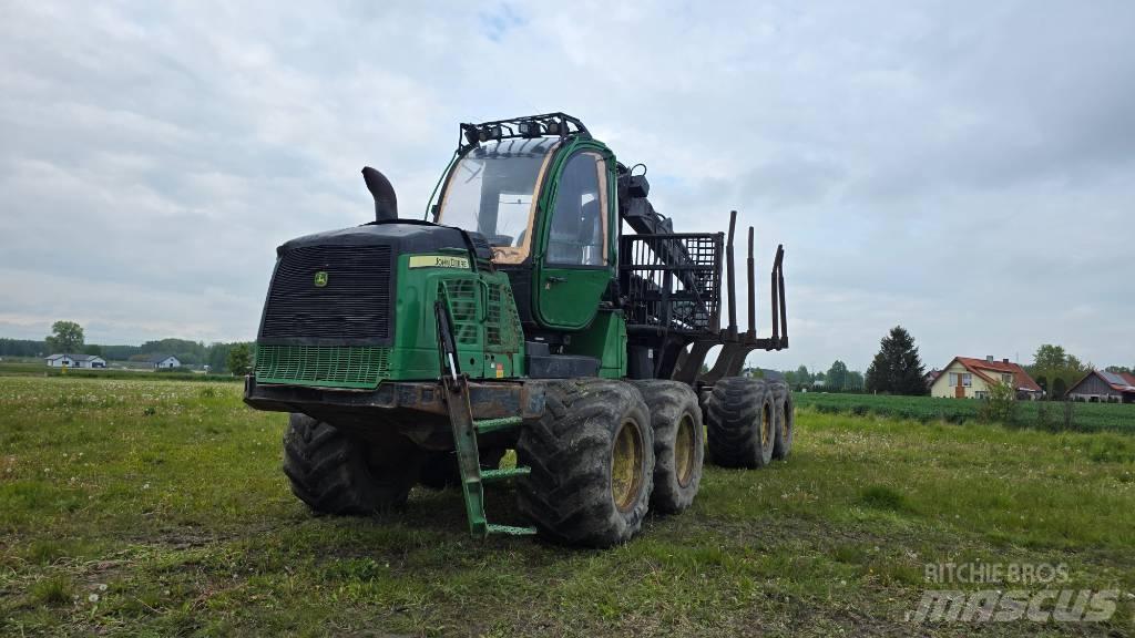 John Deere 1210 E 集運機