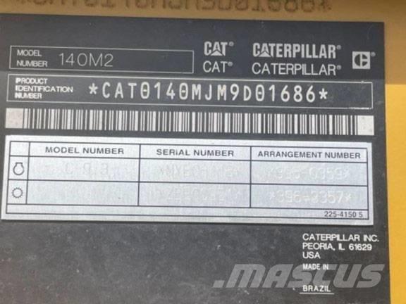 CAT 140 M 2 平土機
