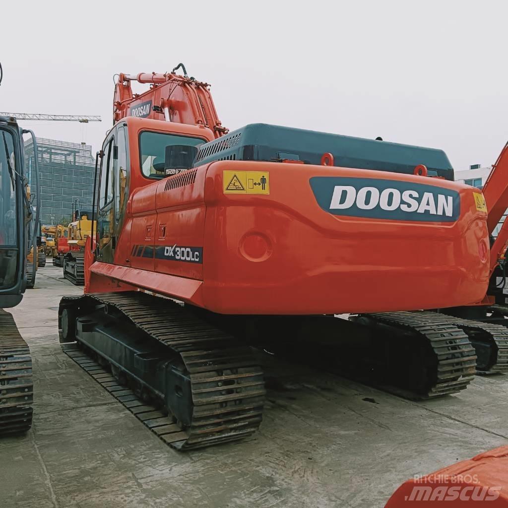 Doosan DX 300 LC 履帶式 挖土機/掘鑿機/挖掘機