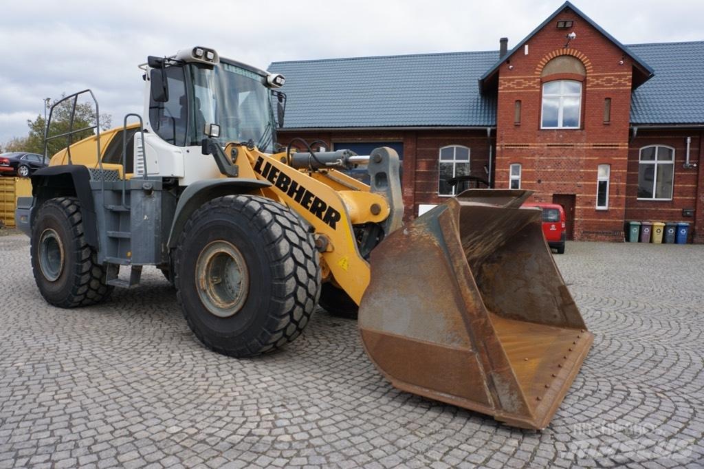 Liebherr L 576 輪胎式裝載機