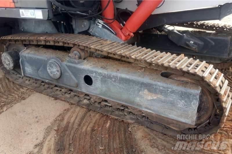 Sandvik DP1500i 鑽孔機