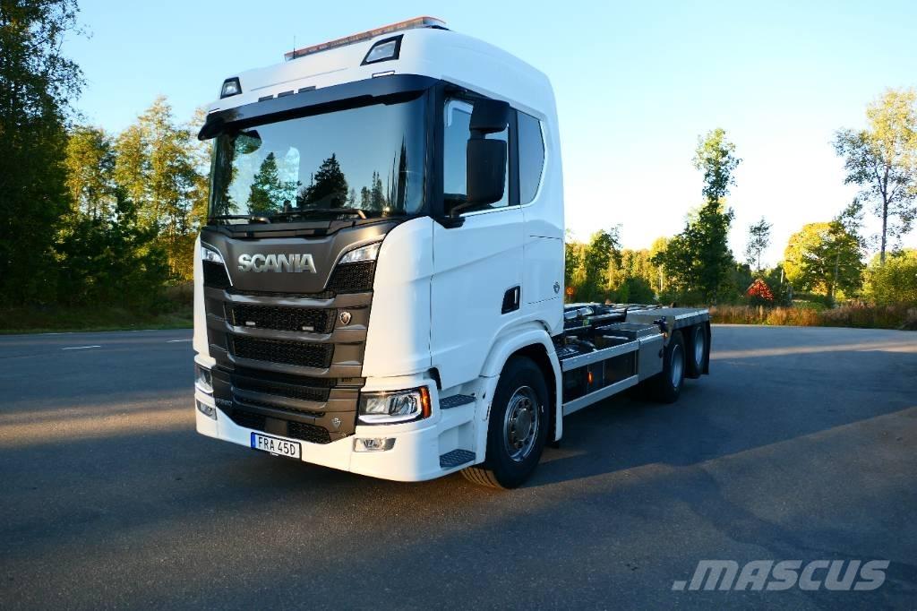 Scania R590B6x2nb 吊鉤式起重車