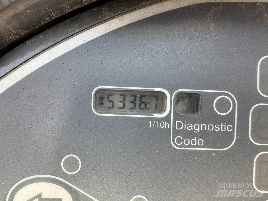 Hamm HD 10C VV 雙輪滾壓機