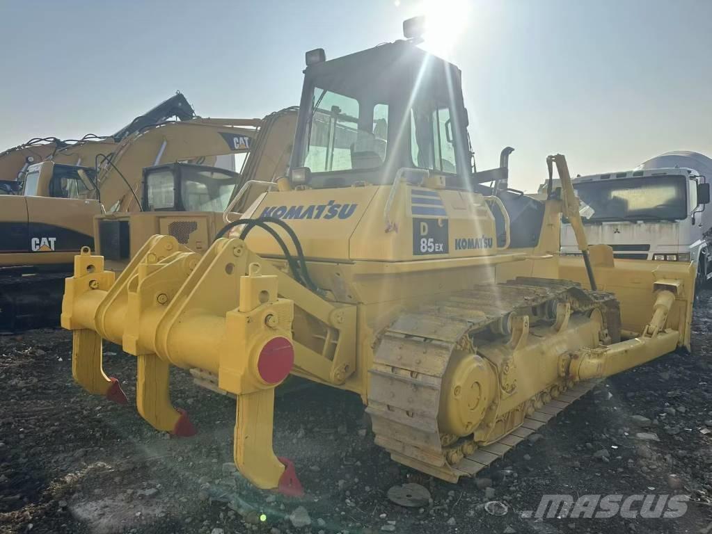 Komatsu D 85 E 履帶推土機
