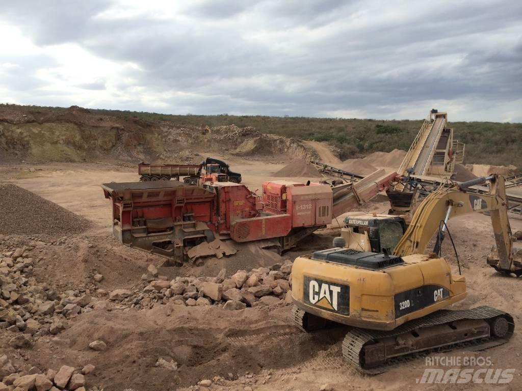Terex Finlay I-1312 移動式壓碎機