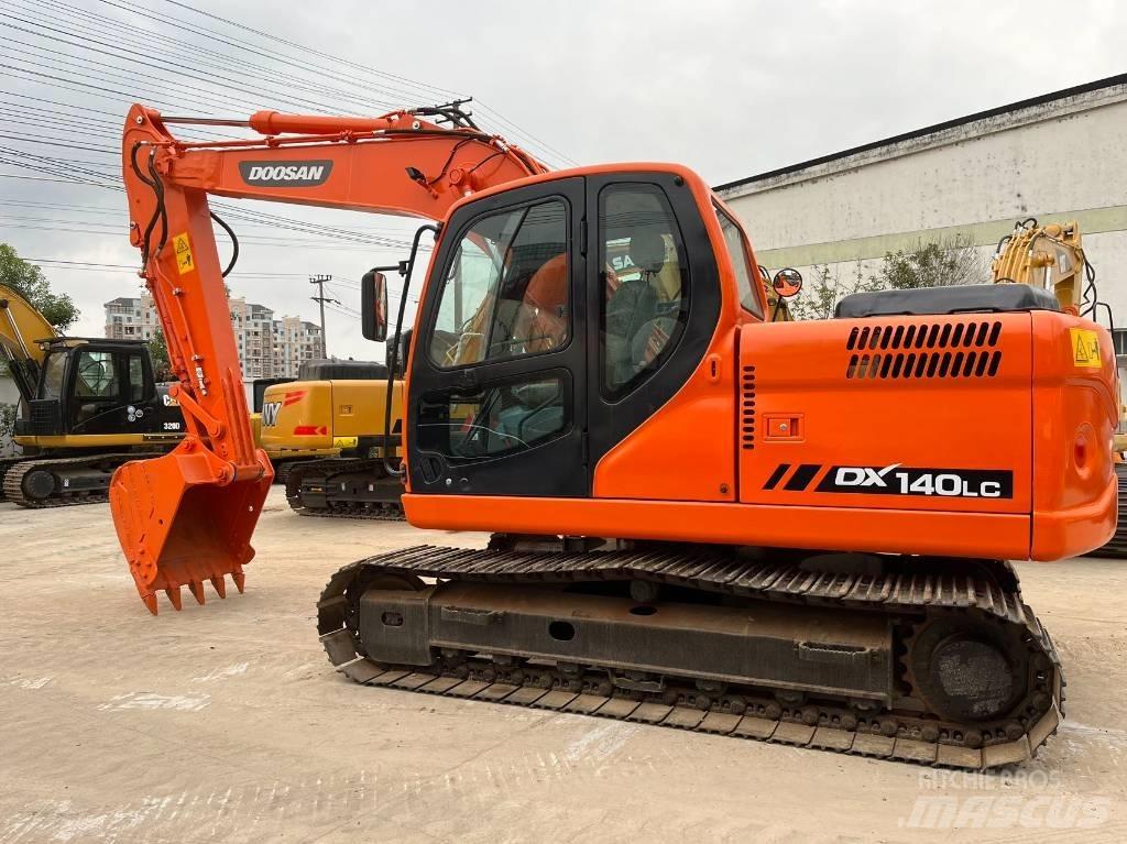 Doosan DX 140 LC 履帶式 挖土機/掘鑿機/挖掘機