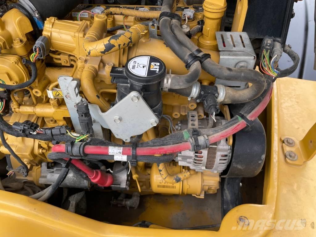 CAT 908M 輪胎式裝載機