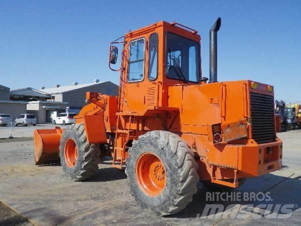 Hitachi LX70 輪胎式裝載機
