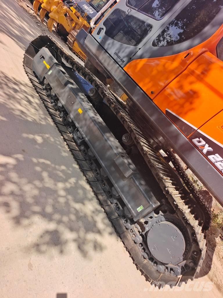 Doosan DX 225LC-9C 履帶式 挖土機/掘鑿機/挖掘機