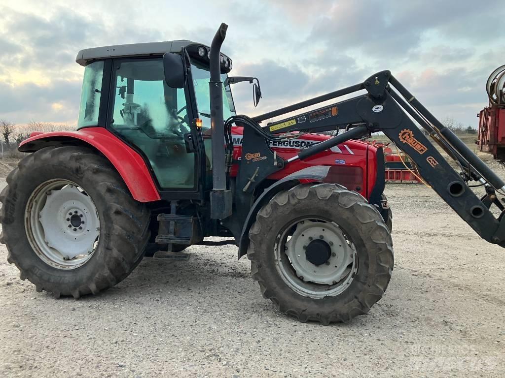 Massey Ferguson 5465 曳引機