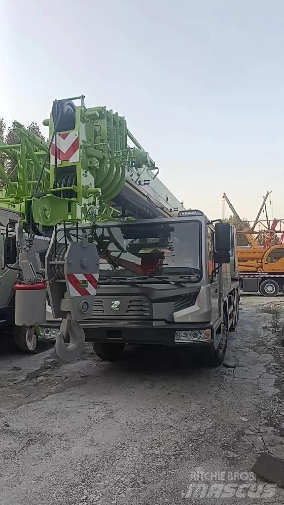 Zoomlion 25吨 全路面起重機/吊車