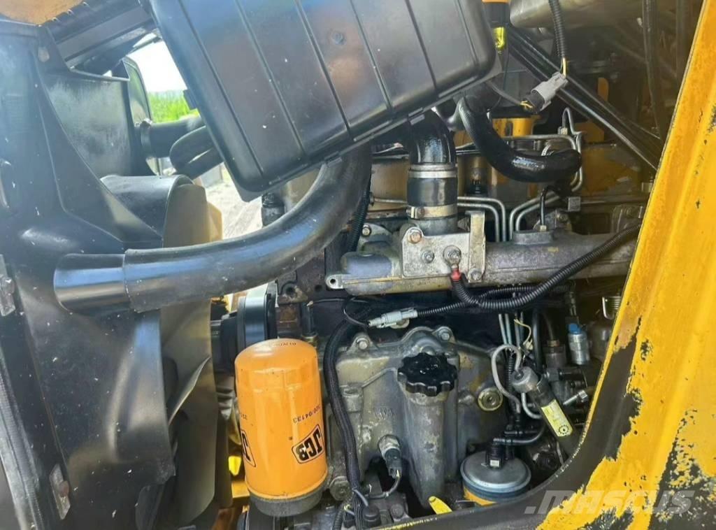 JCB 3 CX 反鏟裝載機