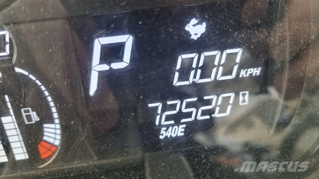 Massey Ferguson 7718 曳引機