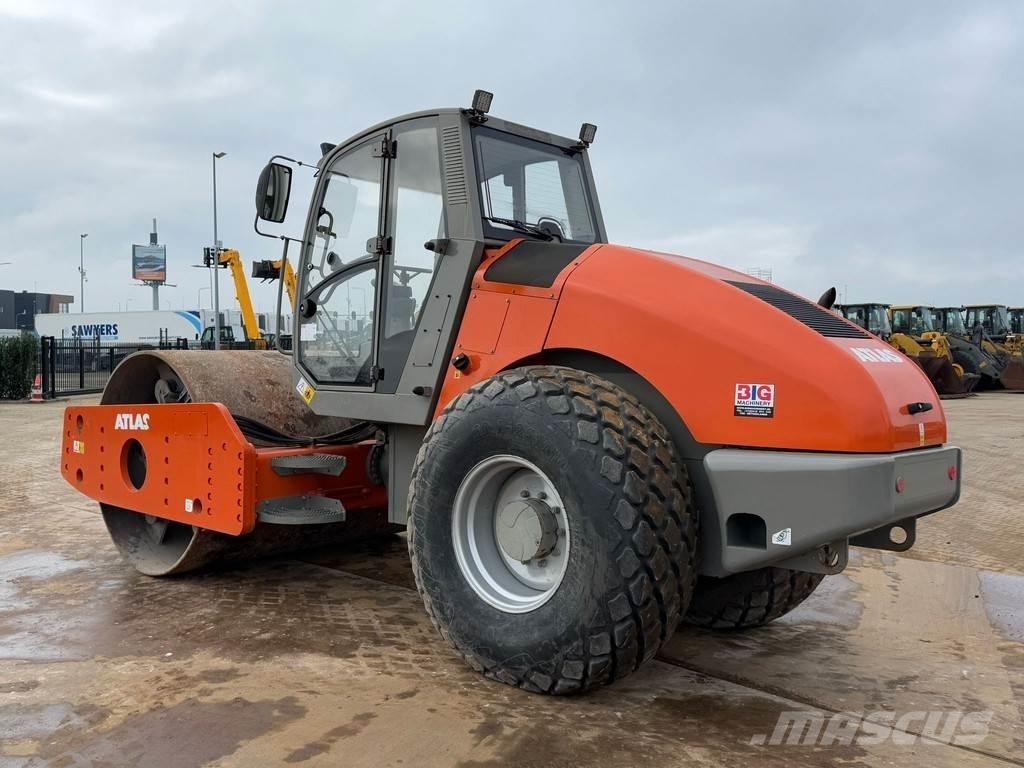 Atlas AW1120 (12t) 單輪滾壓機