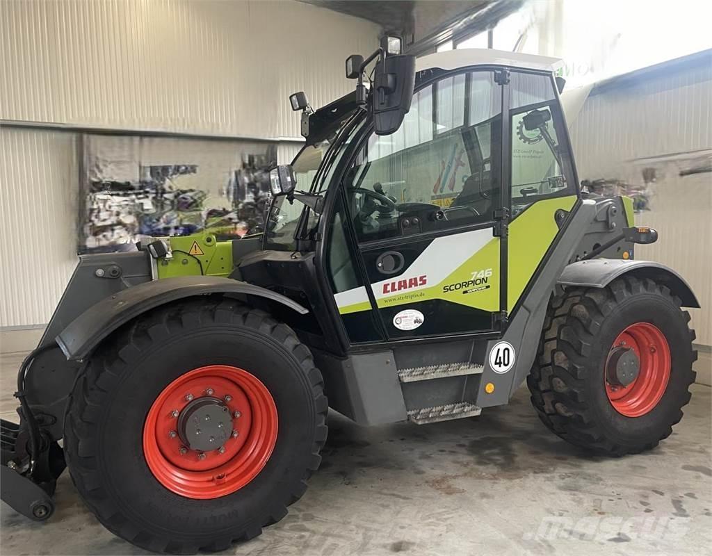 CLAAS Scorpion 746 農業用伸縮臂裝載機