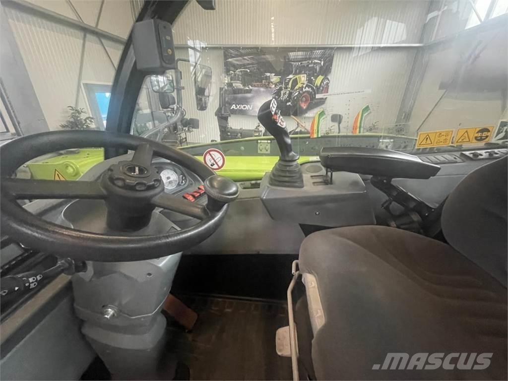 CLAAS Scorpion 746 農業用伸縮臂裝載機
