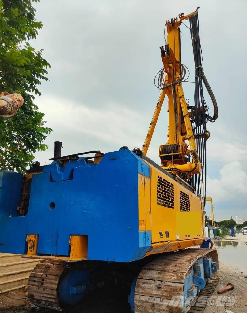 Bauer BG 28 重型鑽孔機