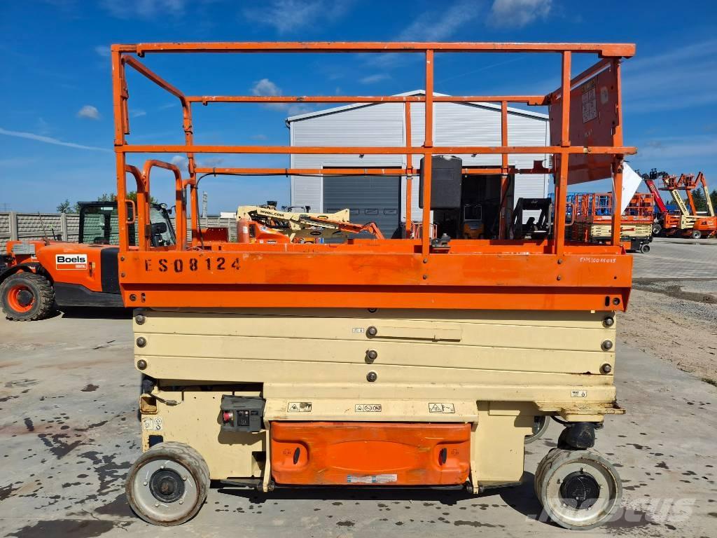 JLG 2646ES 剪式升降機