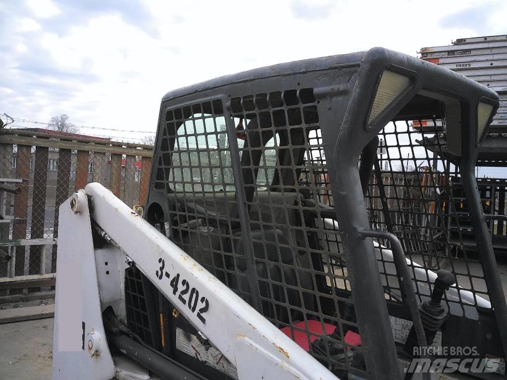 Bobcat S 130 滑移轉向裝載機