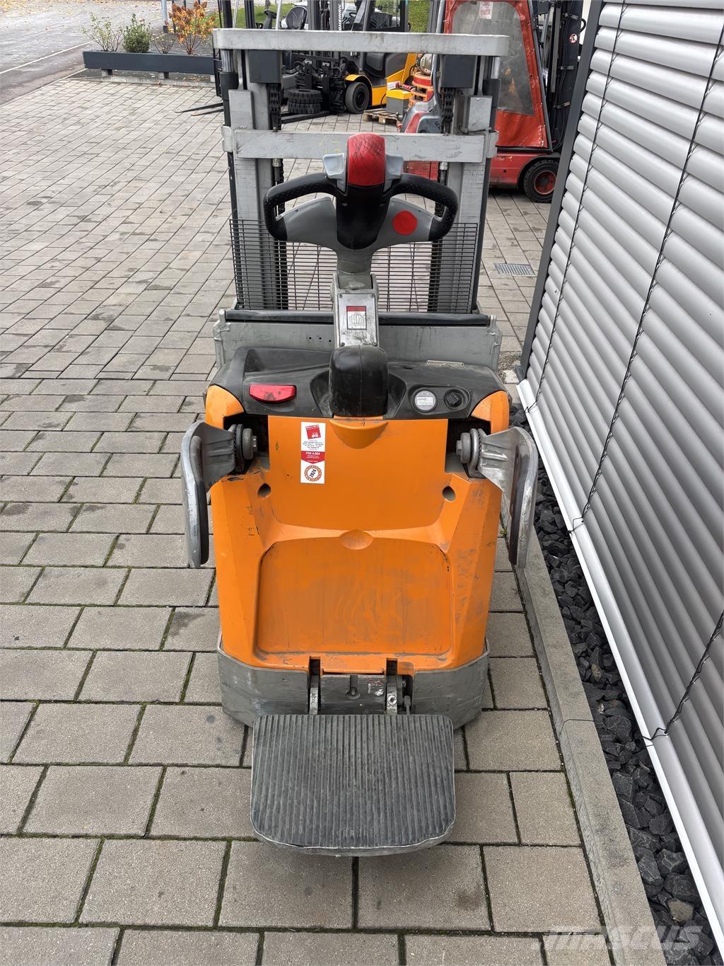 Still EXD-SF20 自走式堆積機