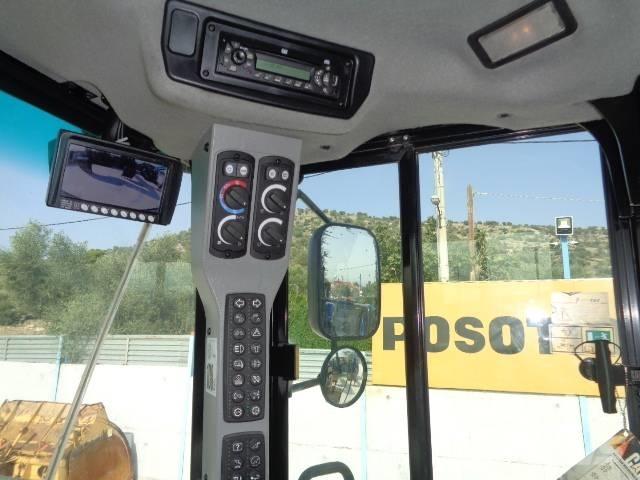 CAT 966K 輪胎式裝載機