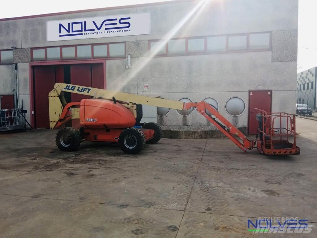 JLG 600AJ 曲臂高空作業車