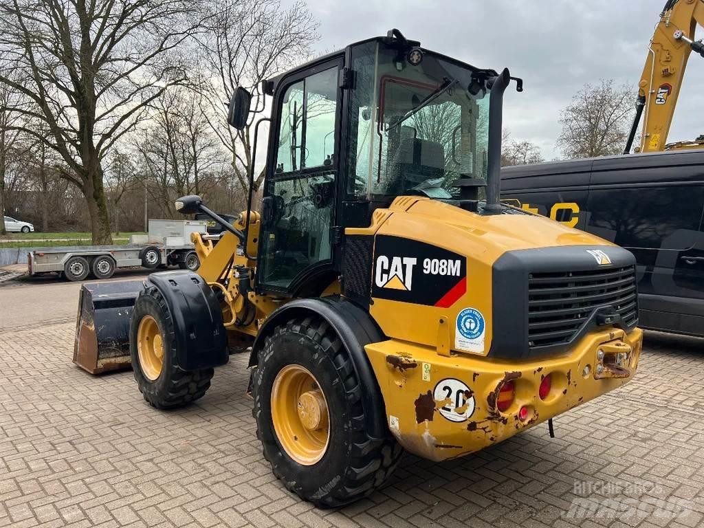 CAT 908M 輪胎式裝載機