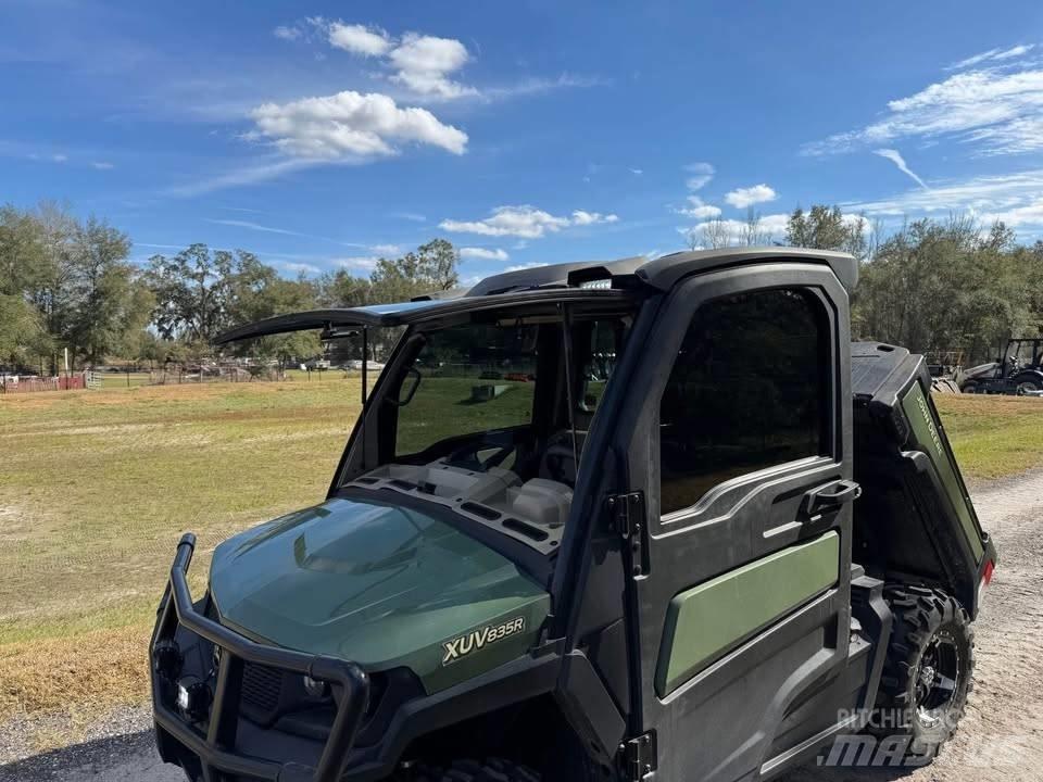 John Deere XUV835R 多用途機械