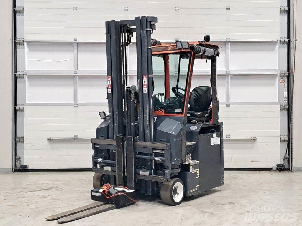 Combilift CBE2500 鏟裝機