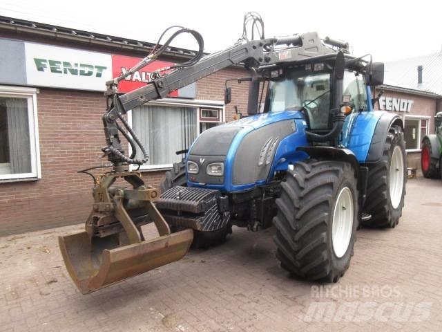 Valtra T202D 曳引機
