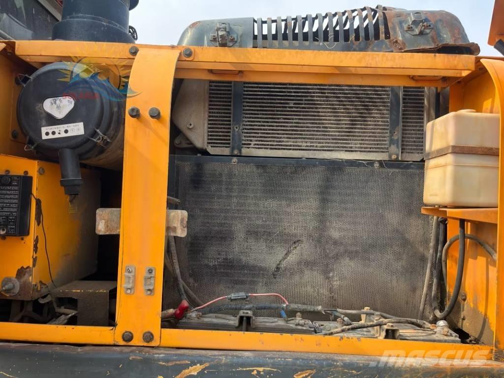 Hyundai Robex 215-7C 履帶式 挖土機/掘鑿機/挖掘機