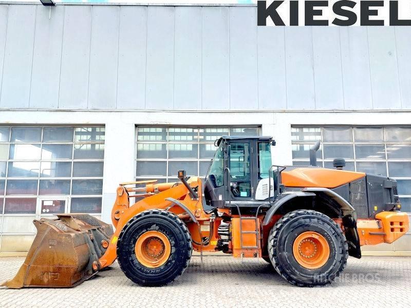 Hitachi ZW 310-6 輪胎式裝載機
