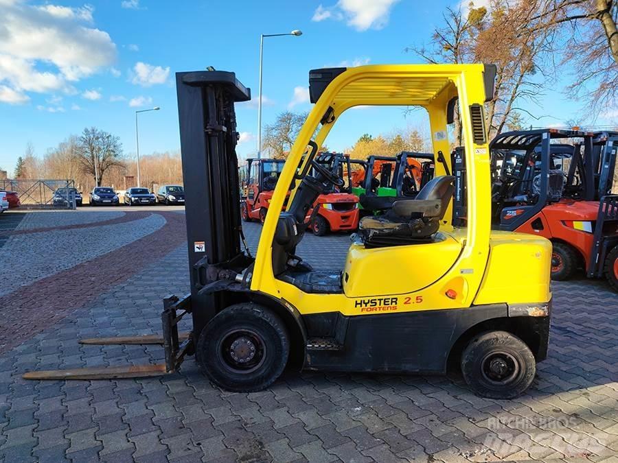Hyster H2.5FT 柴油卡車