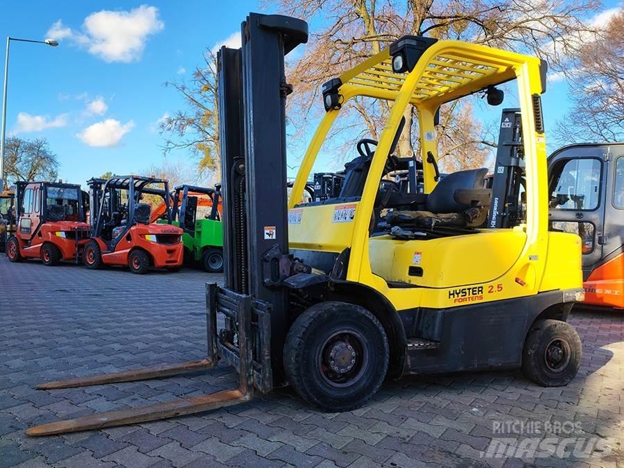 Hyster H2.5FT 柴油卡車