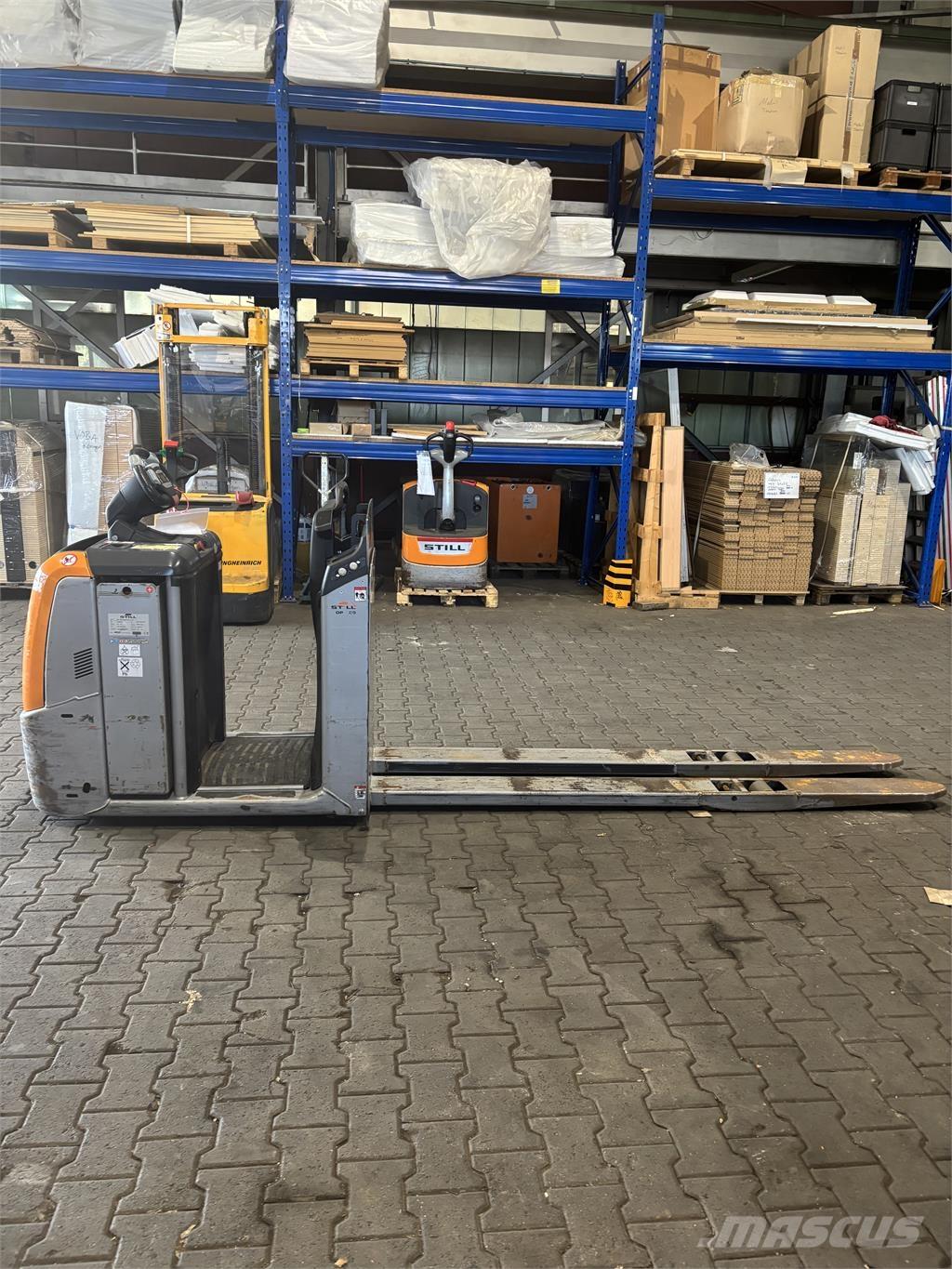 Still OPX 20 低架裝載機
