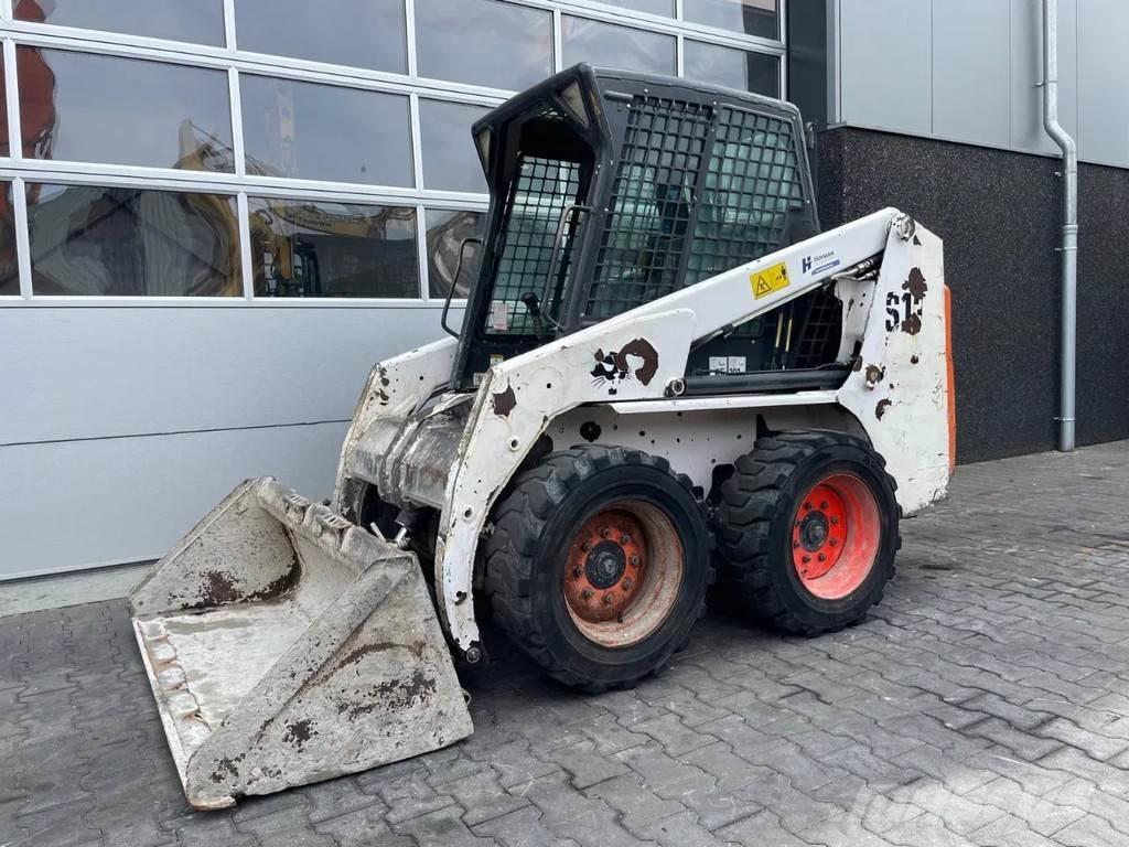 Bobcat S130 滑移轉向裝載機