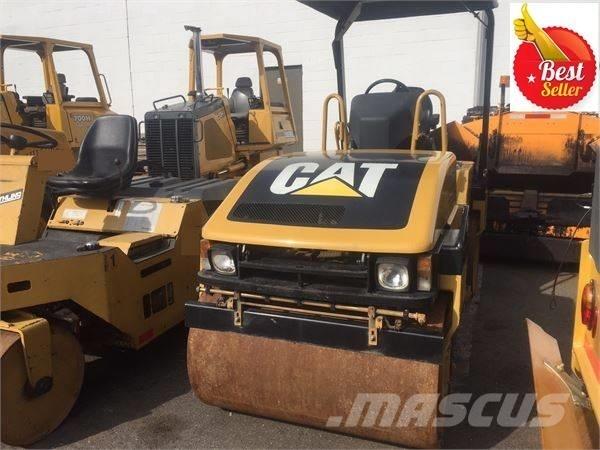 CAT CB 334 D 雙輪滾壓機