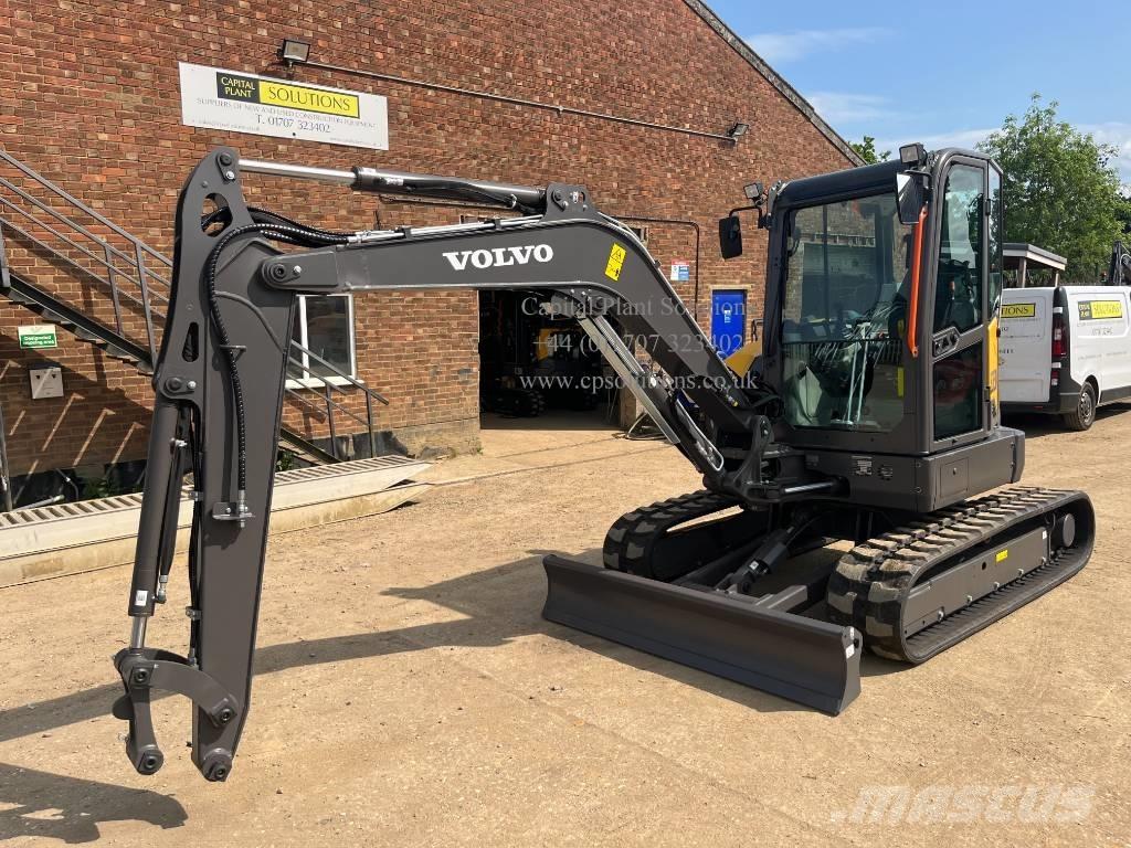 Volvo ECR 50 F 小型挖土機/掘鑿機<7t(小型挖掘機)
