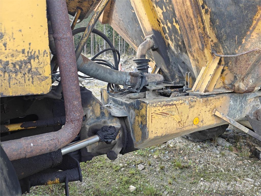 Volvo BM 861 鉸接式起吊車