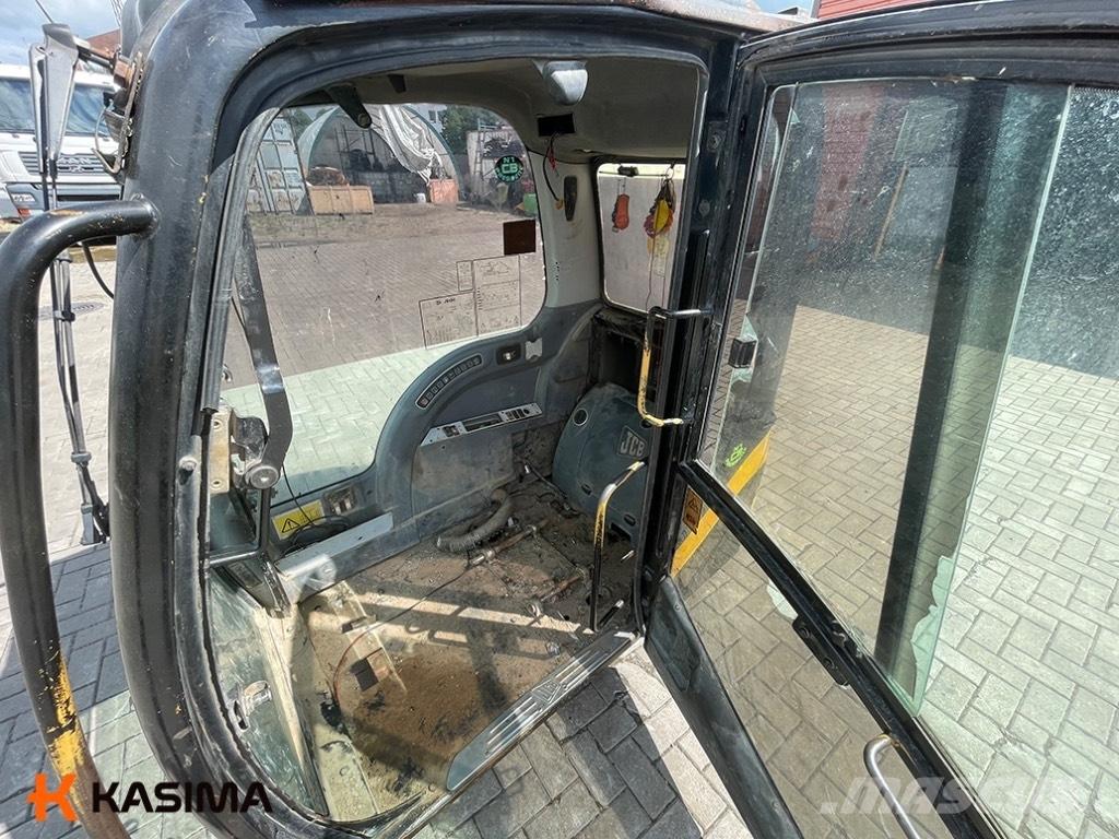 JCB JS130 Cabin 駕駛室與內部