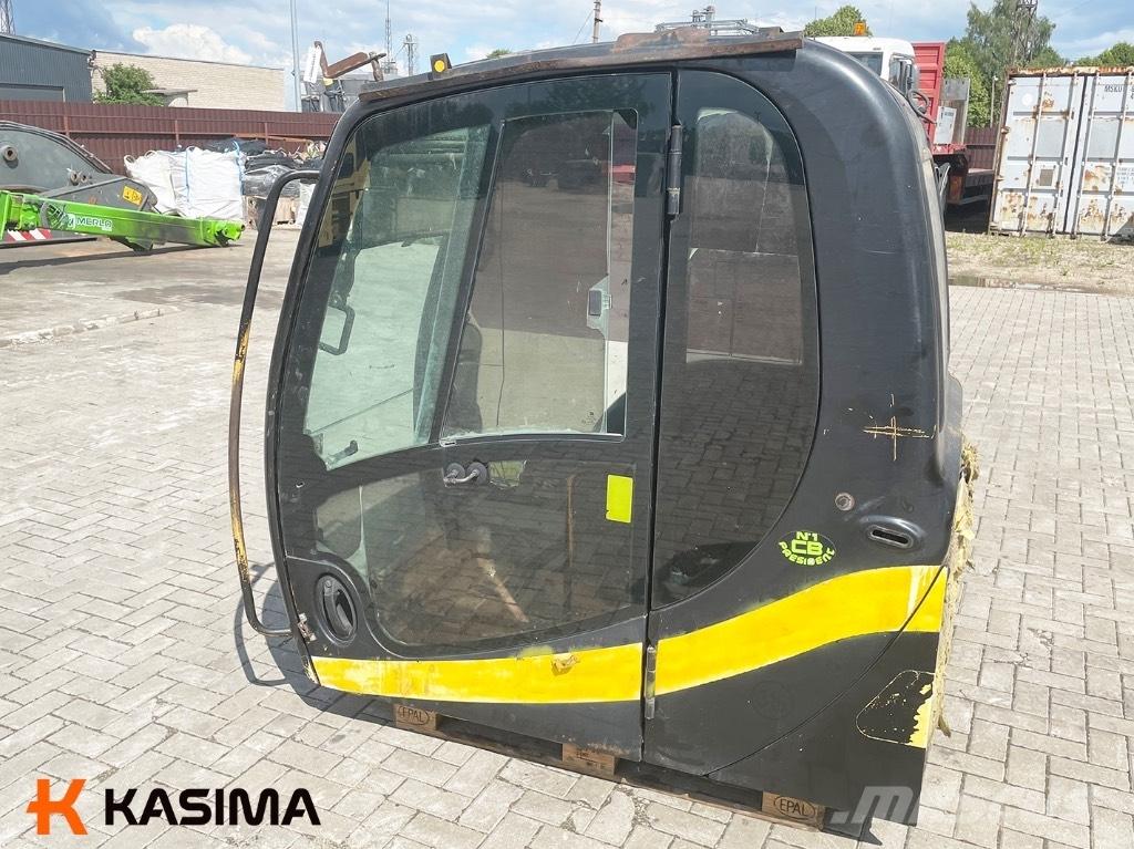 JCB JS130 Cabin 駕駛室與內部