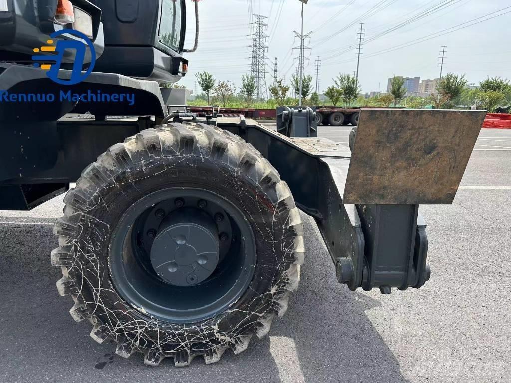 Hyundai 210W-9 旋轉式挖土機/掘鑿機/挖掘機